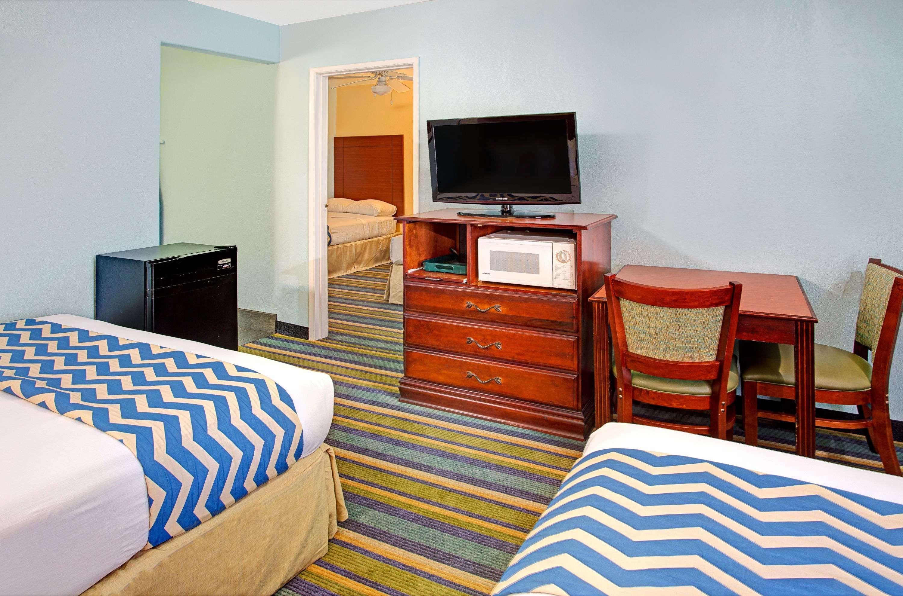 Travelodge By Wyndham Bishop Eksteriør bilde